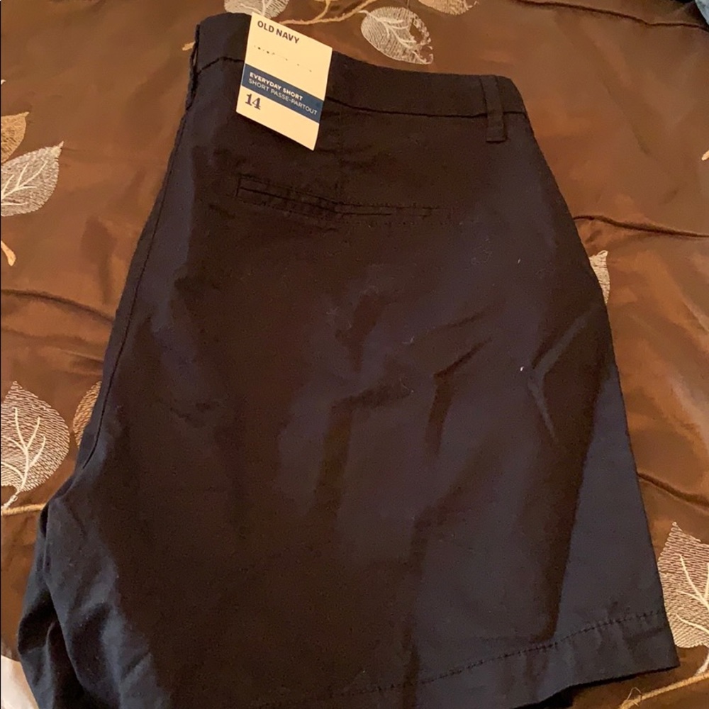Shorts - Picture 3 of 3